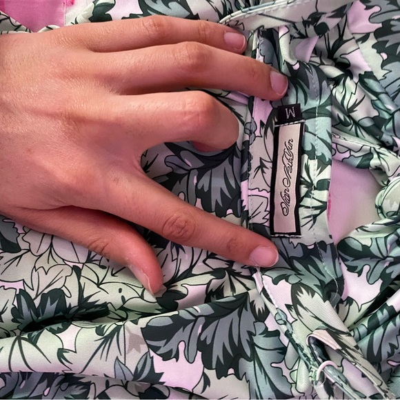 Green floral mini dress - Picture 3 of 3